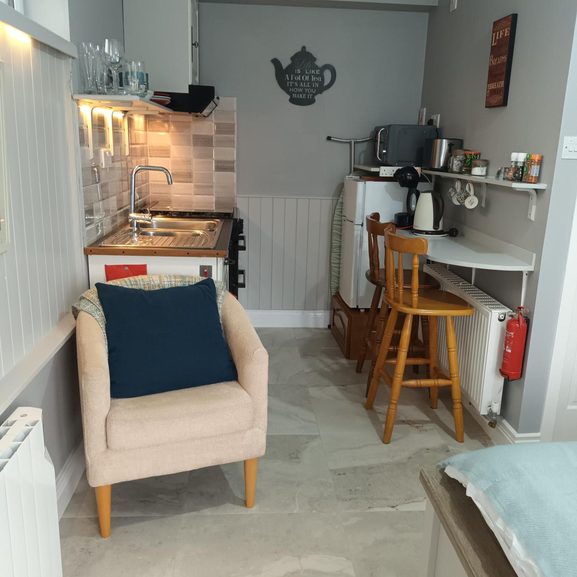 Kates Place Studio 1 多尼戈尔 外观 照片